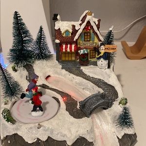 Homcom Christmas village rotating skating pond animated